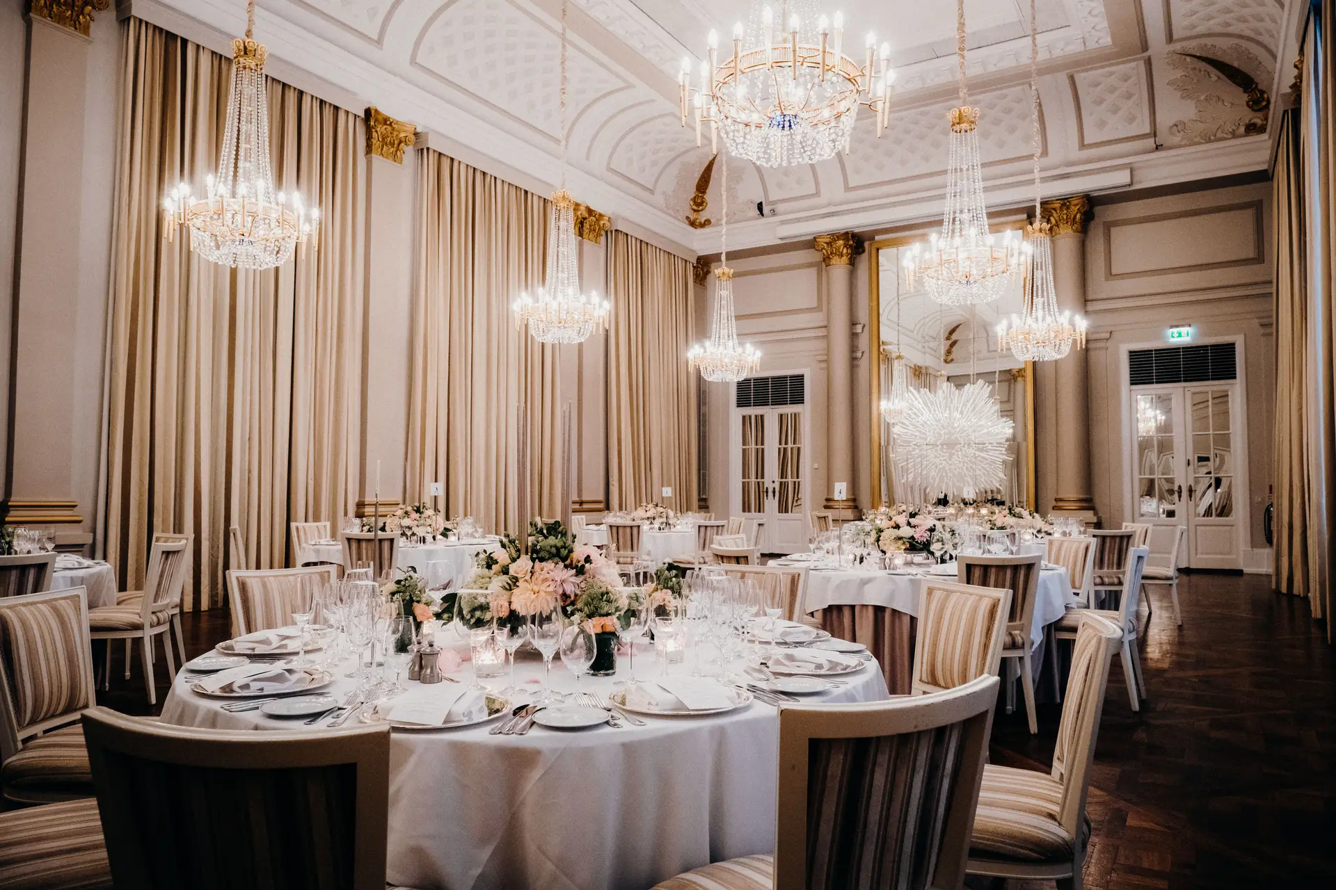 Eleganten ambient LoriessianRoyal